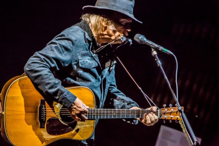 Neil Young 2015-07-08-15-9930